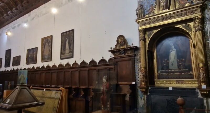 claustro de los Laureles
