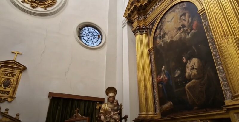 claustro de los Laureles